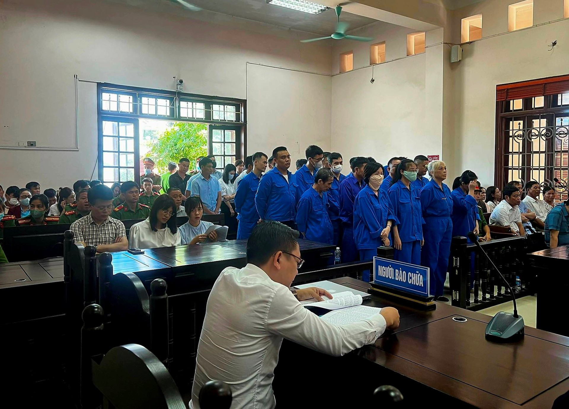 Xét xử các cựu quan chức ở Thái Nguyên và hai "đại gia than lậu"